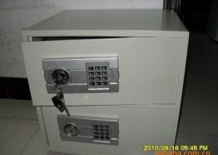 高校电子保险箱租赁价格解析与厂家推荐——世界工厂网产品信息库